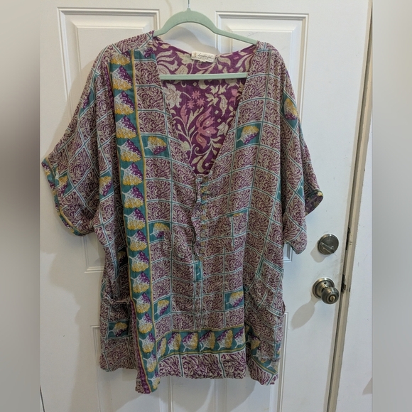 Kantha Bae Free To Be Tunic - Picture 1 of 6